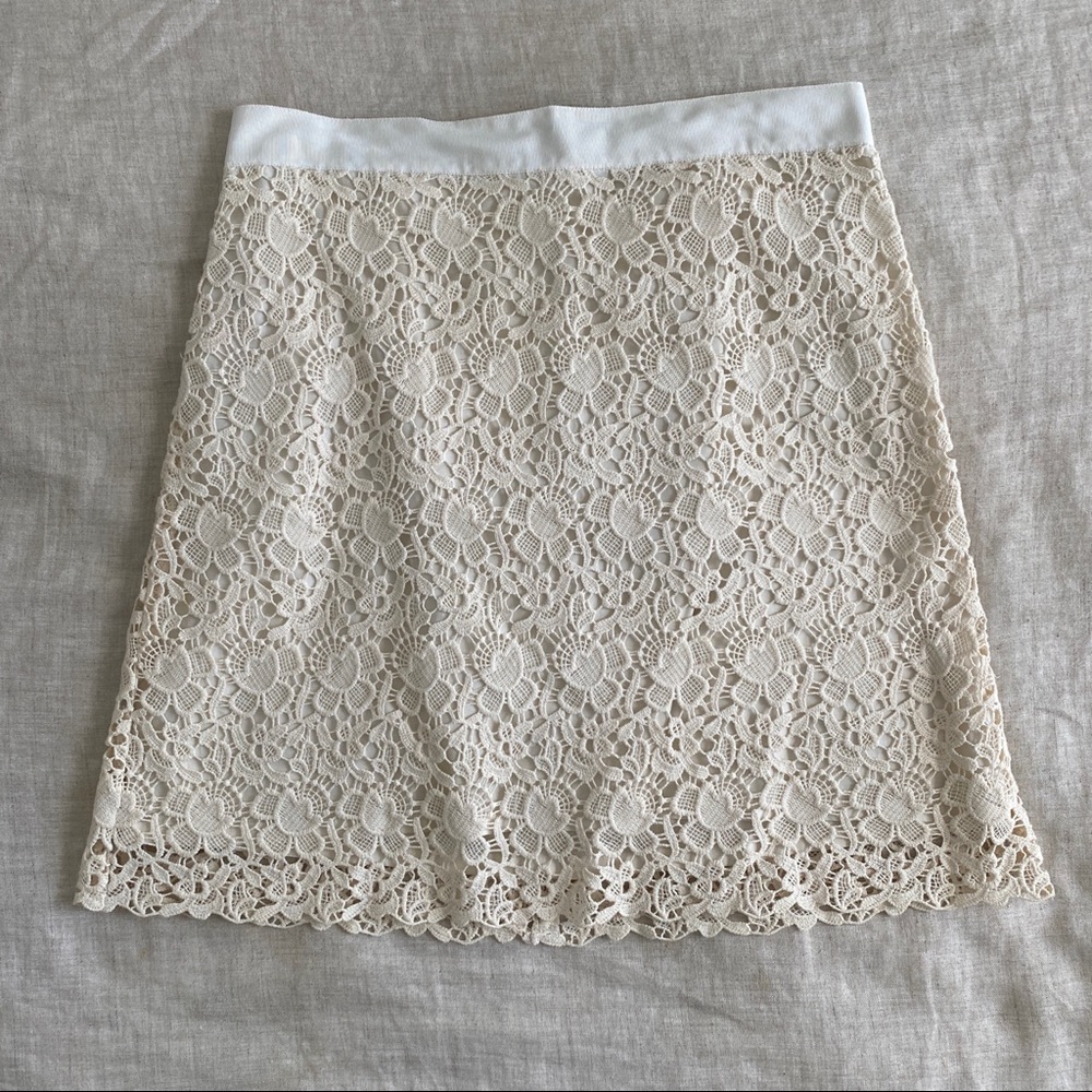Loft Skirt 🤍
